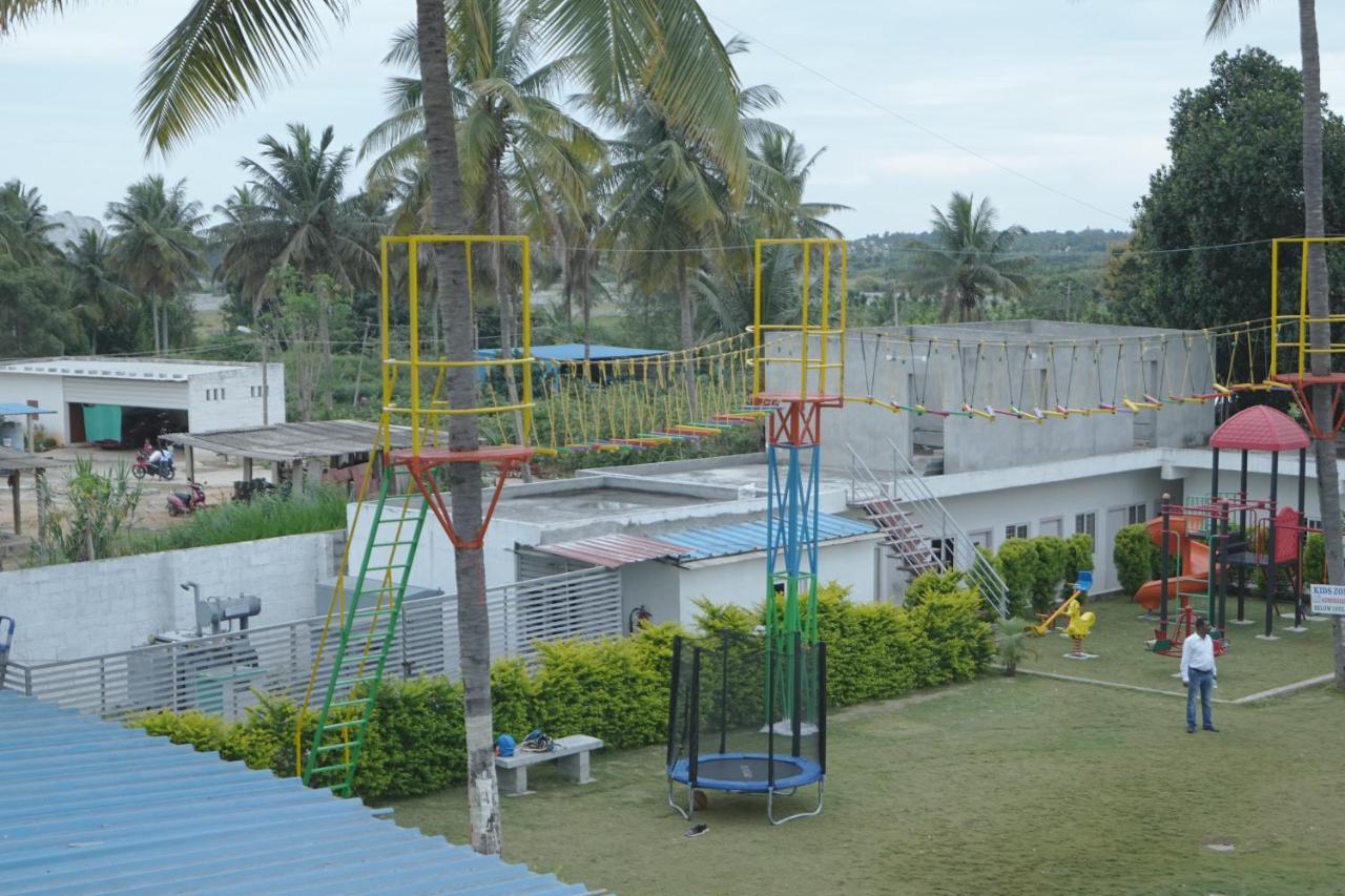 Royal Lotus View Resotel Devanahalli Buitenkant foto