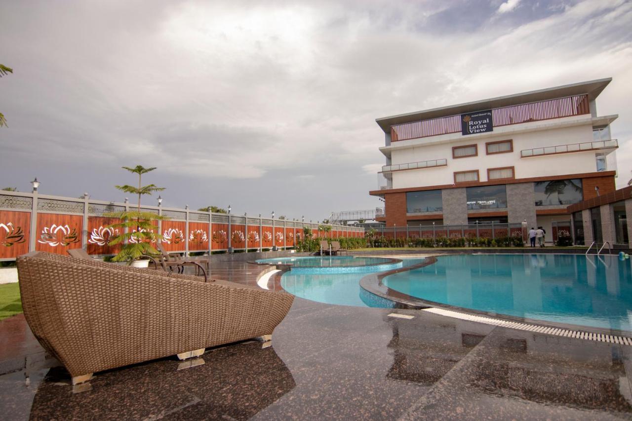 Royal Lotus View Resotel Devanahalli Buitenkant foto